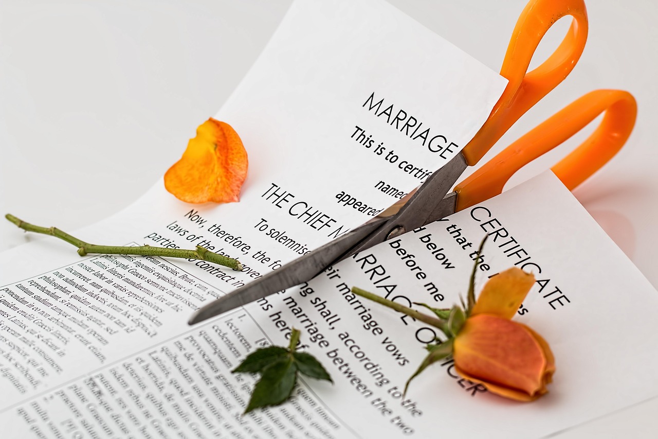 Perceraian Diam-Diam (Silent Divorce) dan Kapan Pengacara Dibutuhkan